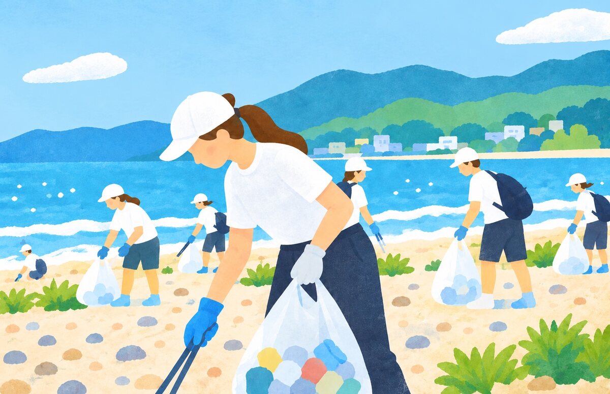 海岸でごみ拾いをする参加者